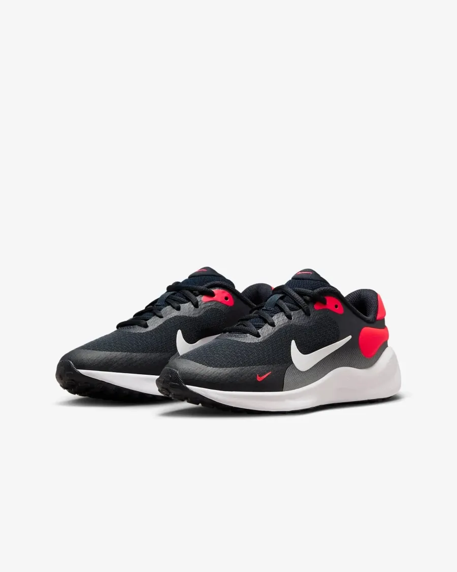 Кросівки Nike Revolution 7 FB7689-400