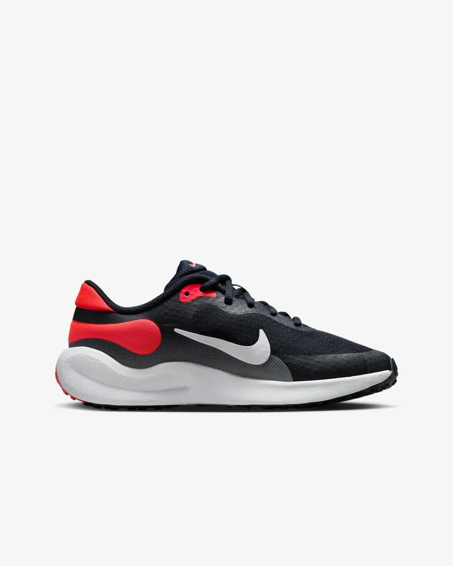 Кросівки Nike Revolution 7 FB7689-400