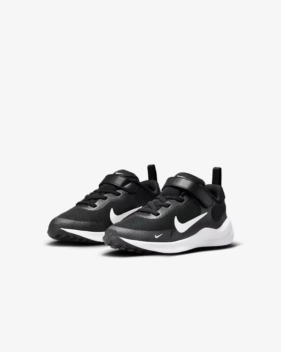 Кросівки Nike Revolution 7 FB7690-003