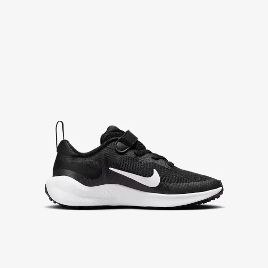 Кросівки Nike Revolution 7 FB7690-003