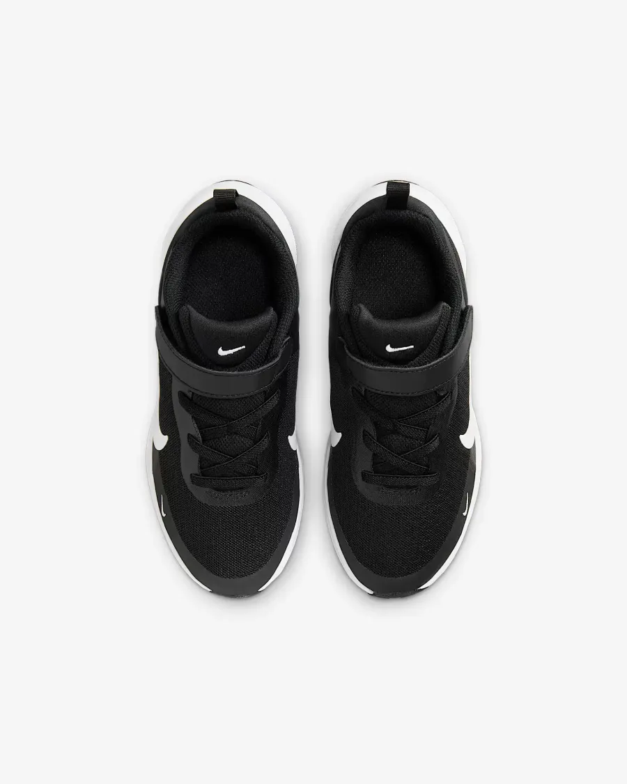 Кросівки Nike Revolution 7 FB7690-003