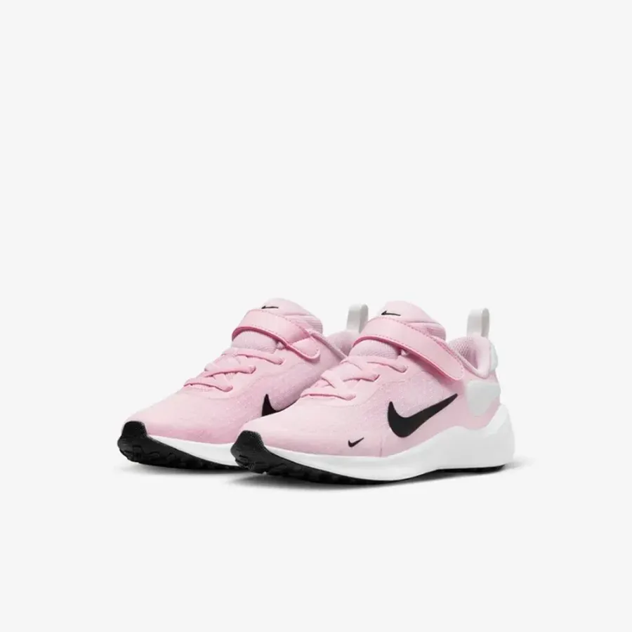 Кросівки Nike Revolution 7 FB7690-600