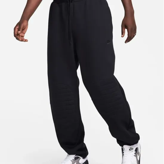 Штани Nike Sportswear Tech Pack Therma-FIT Winter Repel FB7823-010