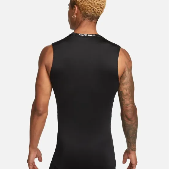 Майка Nike Pro Dri-FIT Sleeveless Top FB7914-010