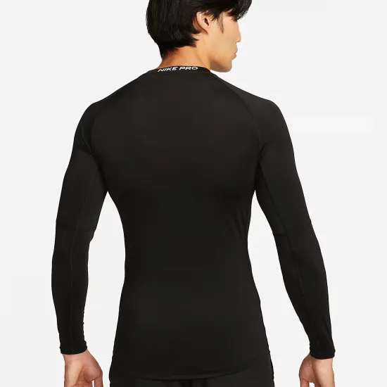 Кофта Nike Pro Dri-FIT Tight Top FB7919-010