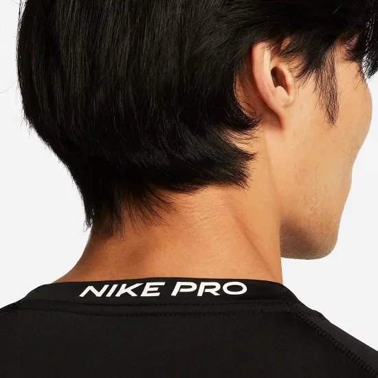 Кофта Nike Pro Dri-FIT Tight Top FB7919-010
