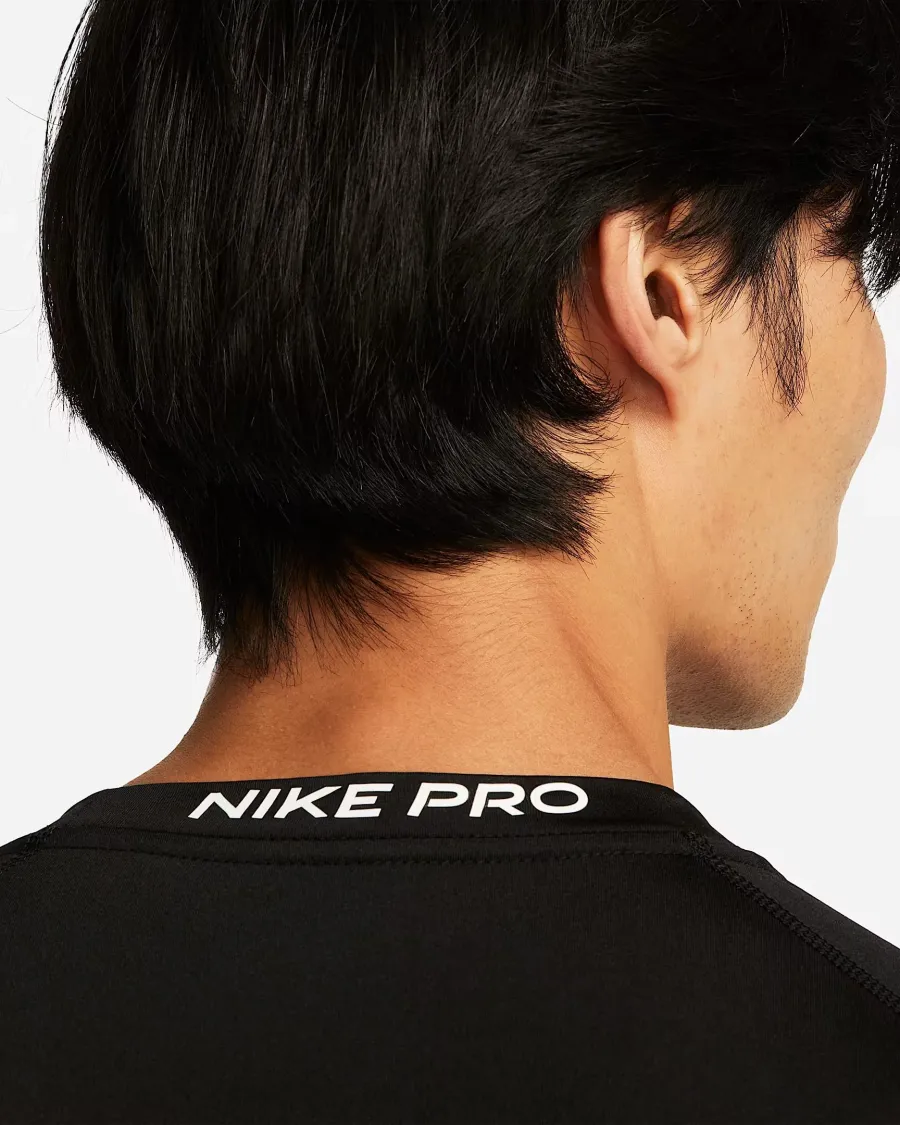 Кофта Nike Pro Dri-FIT Tight Top FB7919-010
