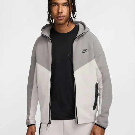Кофта Nike Sportswear Tech Fleece Windrunner FB7921-014