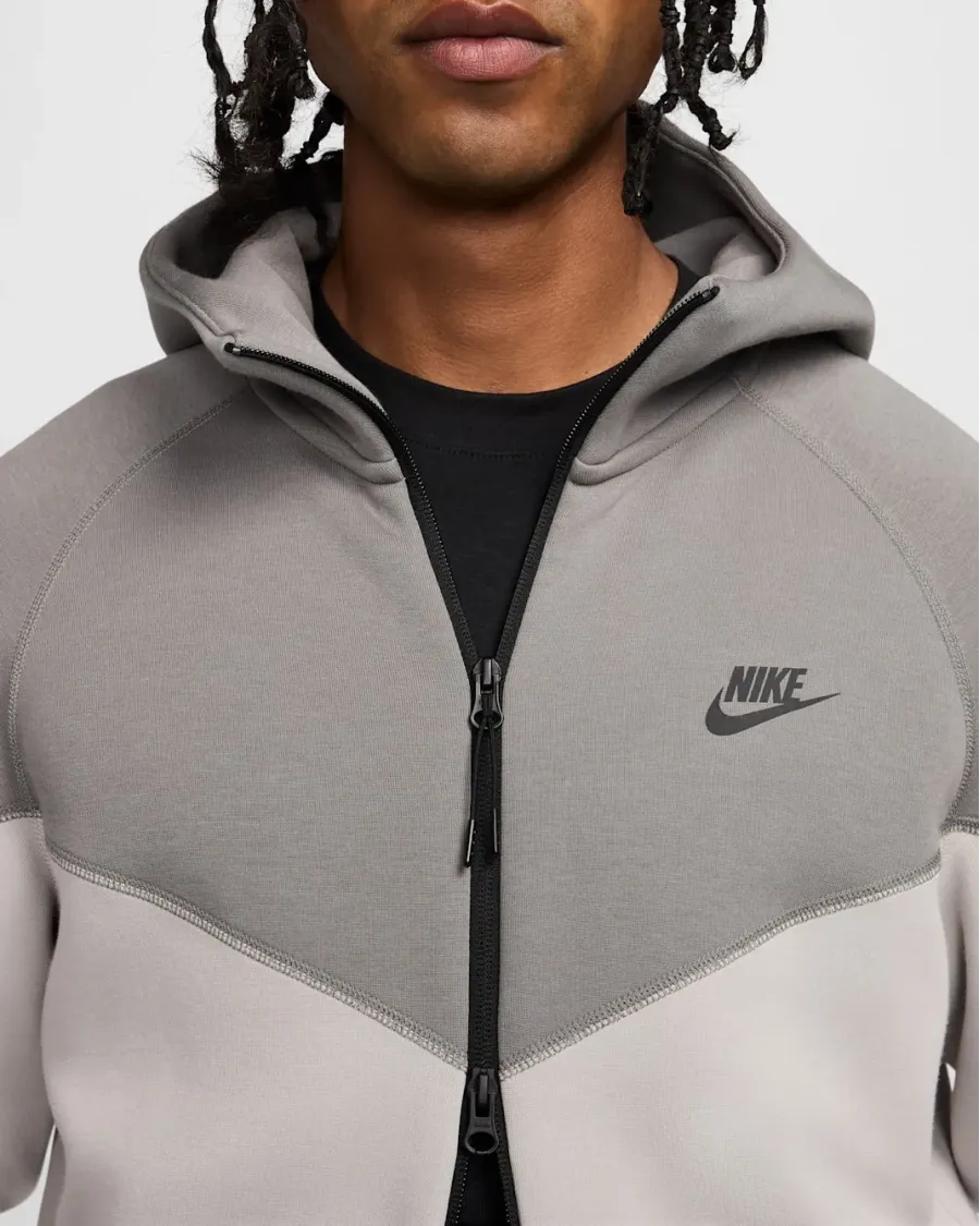 Кофта Nike Sportswear Tech Fleece Windrunner FB7921-014
