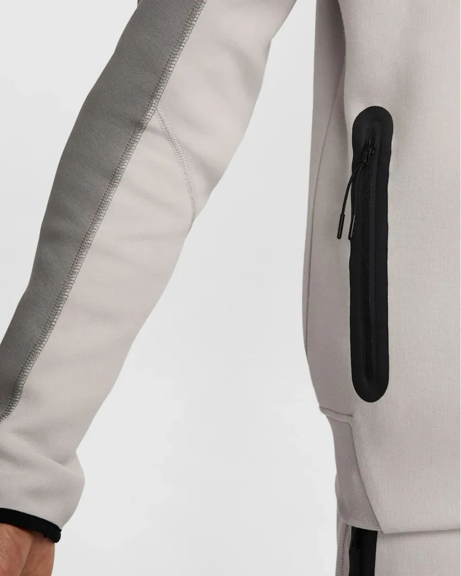 Кофта Nike Sportswear Tech Fleece Windrunner FB7921-014