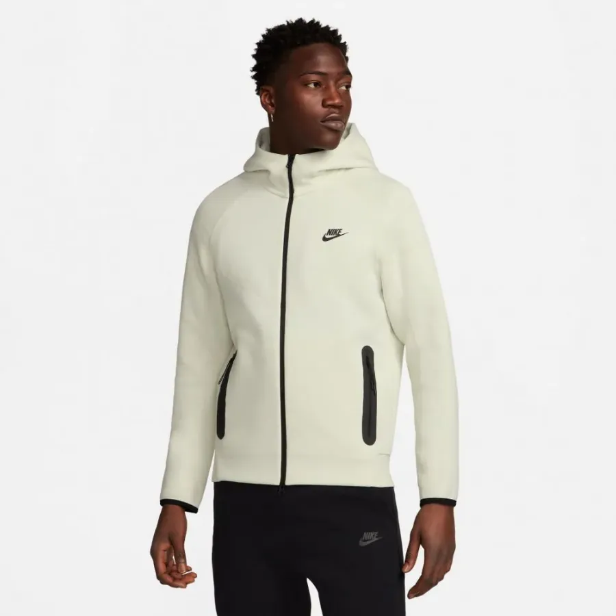 Кофта Nike Sportswear Tech Fleece Windrunner FB7921-020