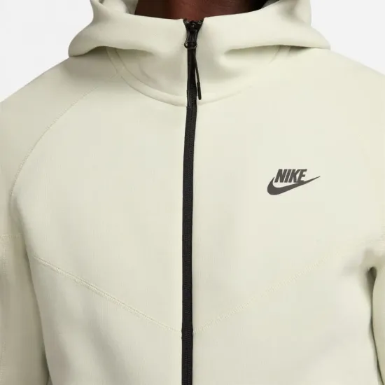 Кофта Nike Sportswear Tech Fleece Windrunner FB7921-020