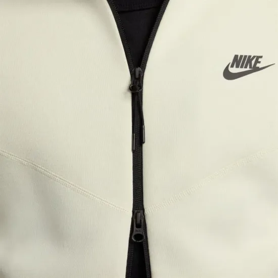 Кофта Nike Sportswear Tech Fleece Windrunner FB7921-020