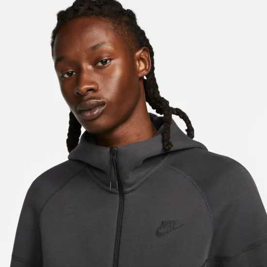 Кофта Nike Sportswear Tech Fleece Windrunner FB7921-060