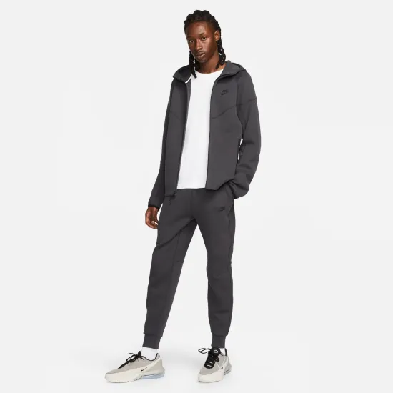 Кофта Nike Sportswear Tech Fleece Windrunner FB7921-060