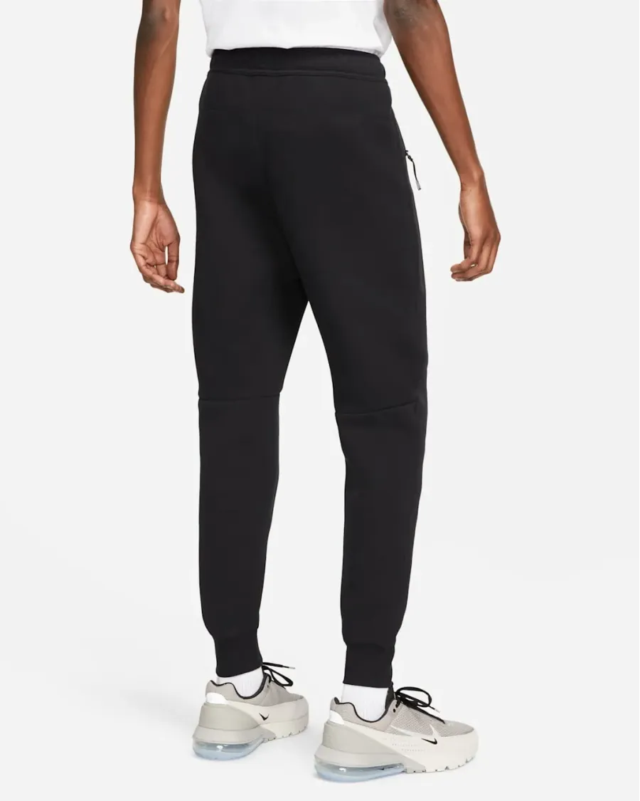 Костюм Nike Sportswear Tech Fleece Windrunner FB7921-060_FB8002-010