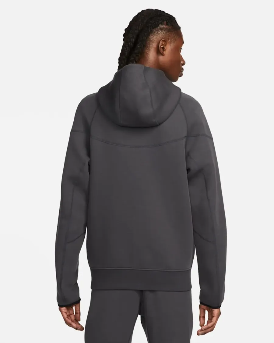Костюм Nike Sportswear Tech Fleece Windrunner FB7921-060_FB8002-060