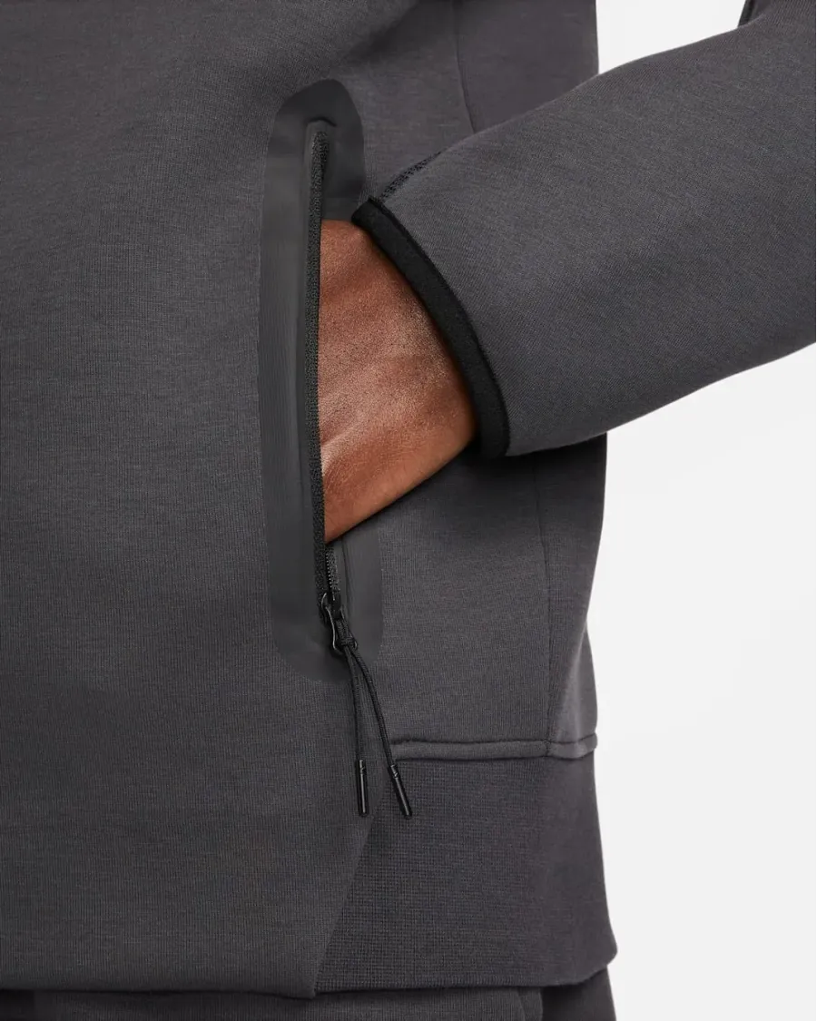 Костюм Nike Sportswear Tech Fleece Windrunner FB7921-060_FB8002-060
