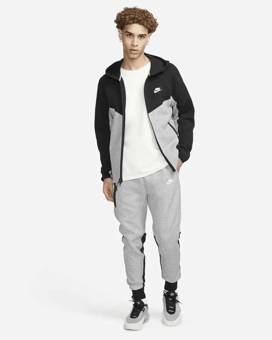 Кофта Nike Sportswear Tech Fleece Windrunner FB7921-064