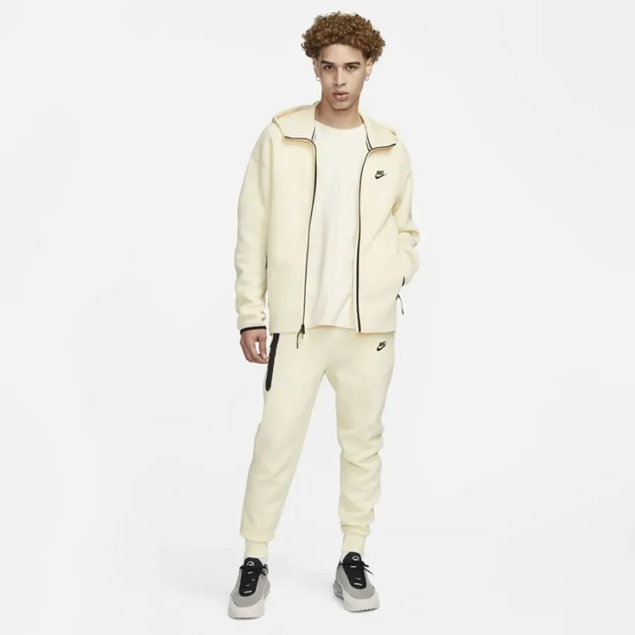 Кофта Nike Sportswear Tech Fleece Windrunner FB7921-113