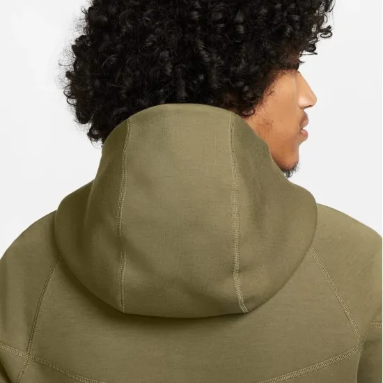 Костюм Nike Sportswear Tech Fleece Windrunner FB7921-222_FB8002-222