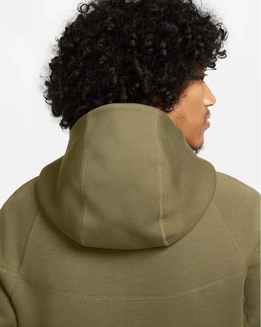 Костюм Nike Sportswear Tech Fleece Windrunner FB7921-222_FB8002-222