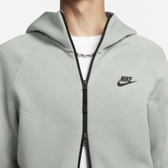 Кофта Nike Sportswear Tech Fleece Windrunner FB7921-330