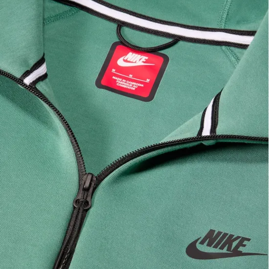 Кофта Nike Sportswear Tech Fleece Windrunner FB7921-361