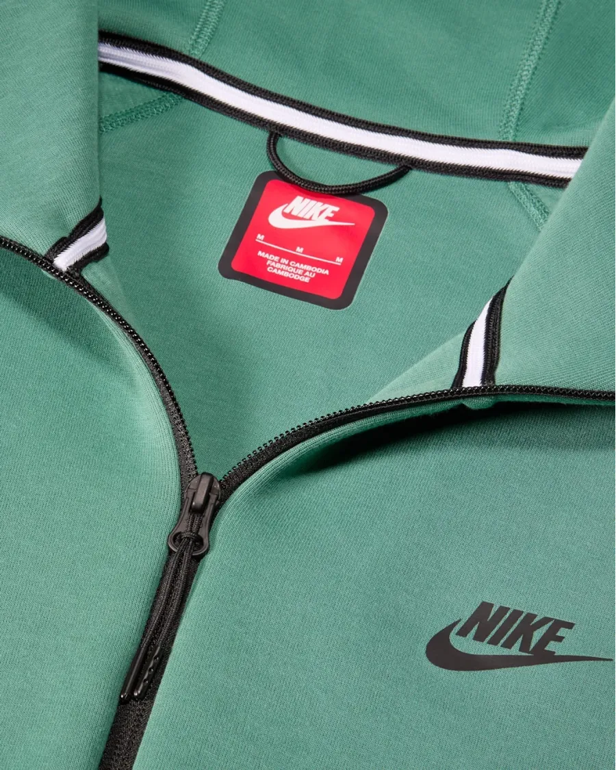Кофта Nike Sportswear Tech Fleece Windrunner FB7921-361