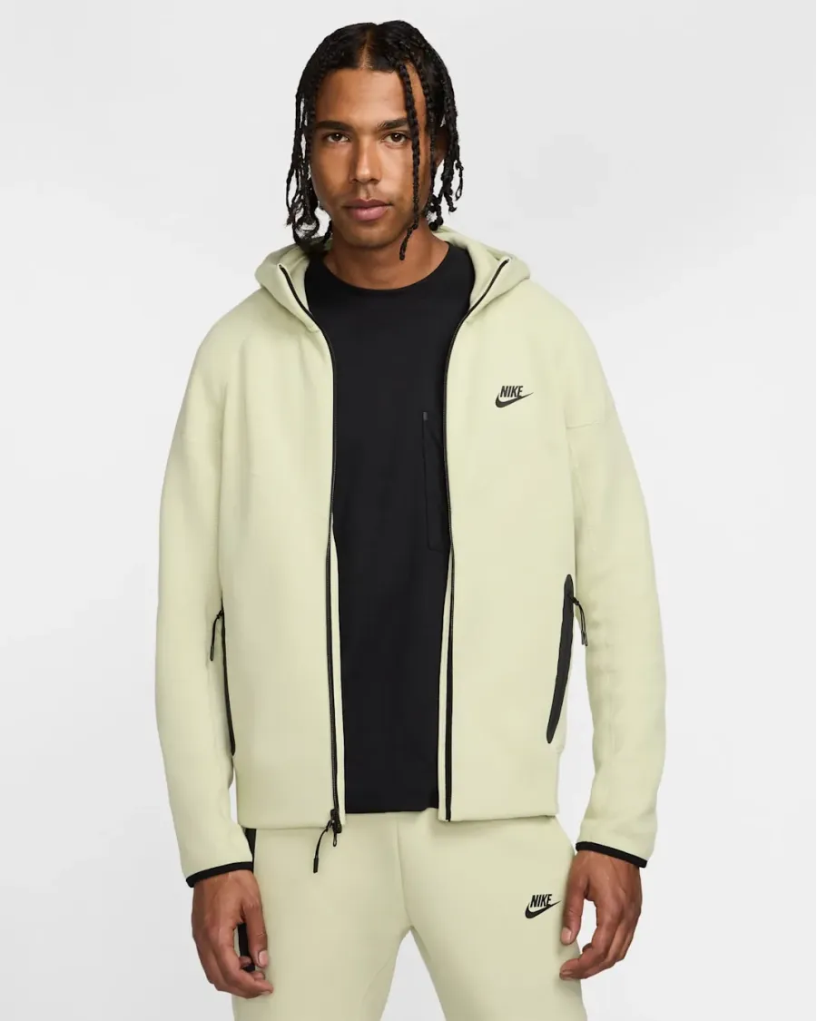 Кофта Nike Sportswear Tech Fleece Windrunner FB7921-371