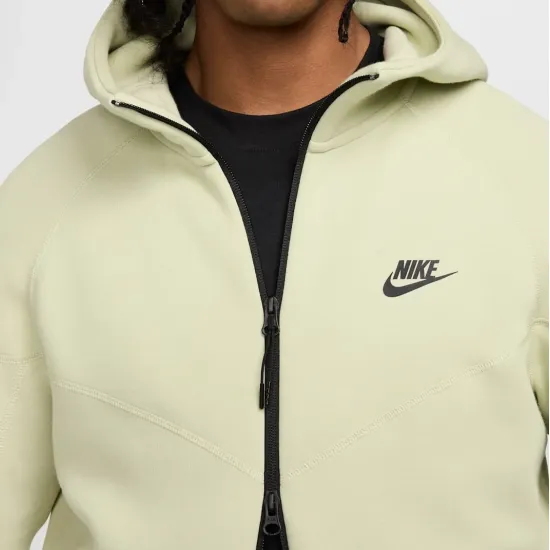 Кофта Nike Sportswear Tech Fleece Windrunner FB7921-371