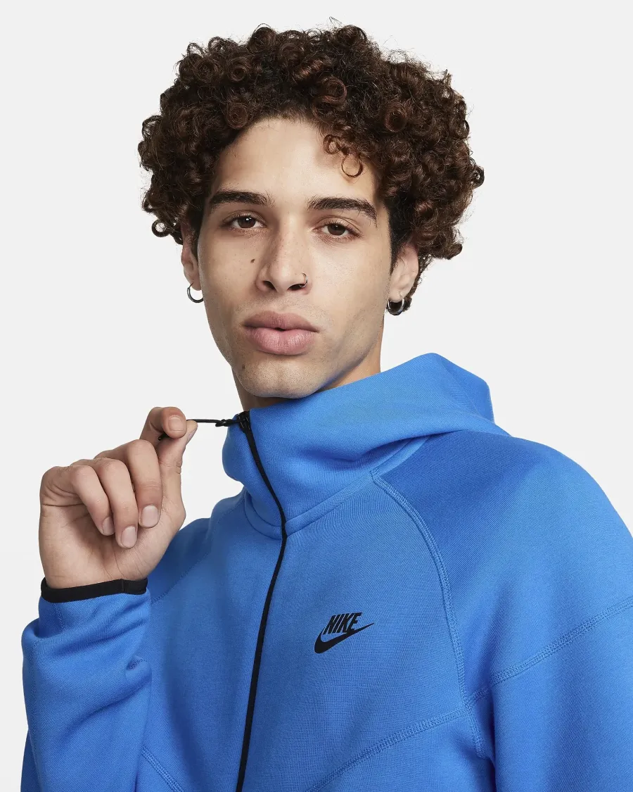 Кофта Nike Sportswear Tech Fleece Windrunner FB7921-435
