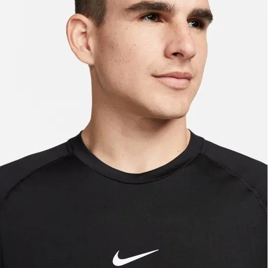 Футболка Nike Pro Dri-FIT Slim FB7929-010
