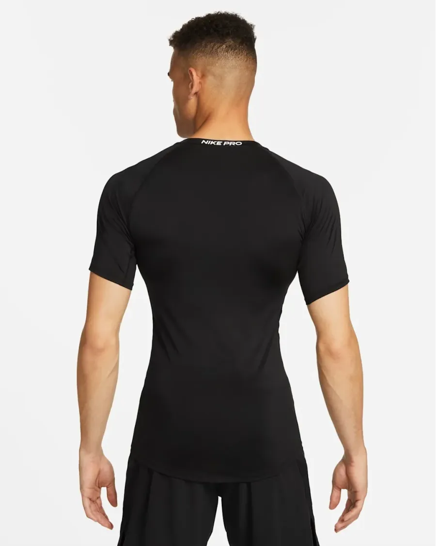 Футболка Nike Pro Dri-FIT Tight Top SS FB7932-010