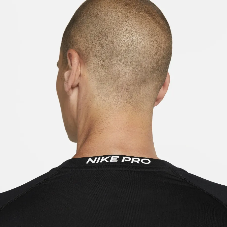 Кофта Nike Pro Warm Crew FB7982-010