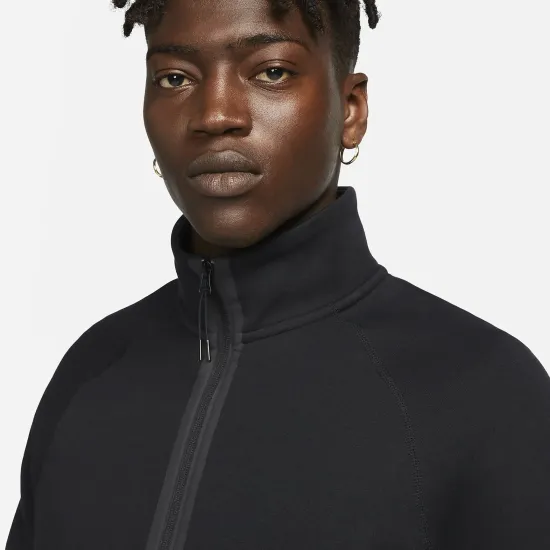 Кофта Nike 1/2 Sportswear Tech Fleece FB7998-010
