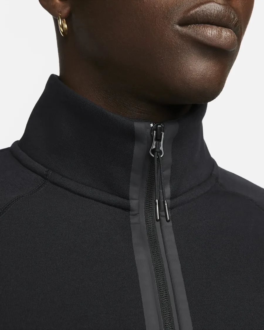 Кофта Nike 1/2 Sportswear Tech Fleece FB7998-010