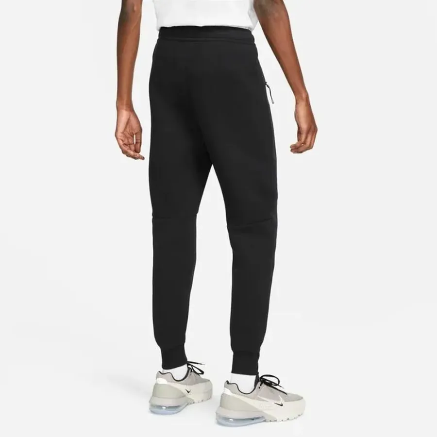 Спортивні штани Nike Sportswear Tech Fleece FB8002-010
