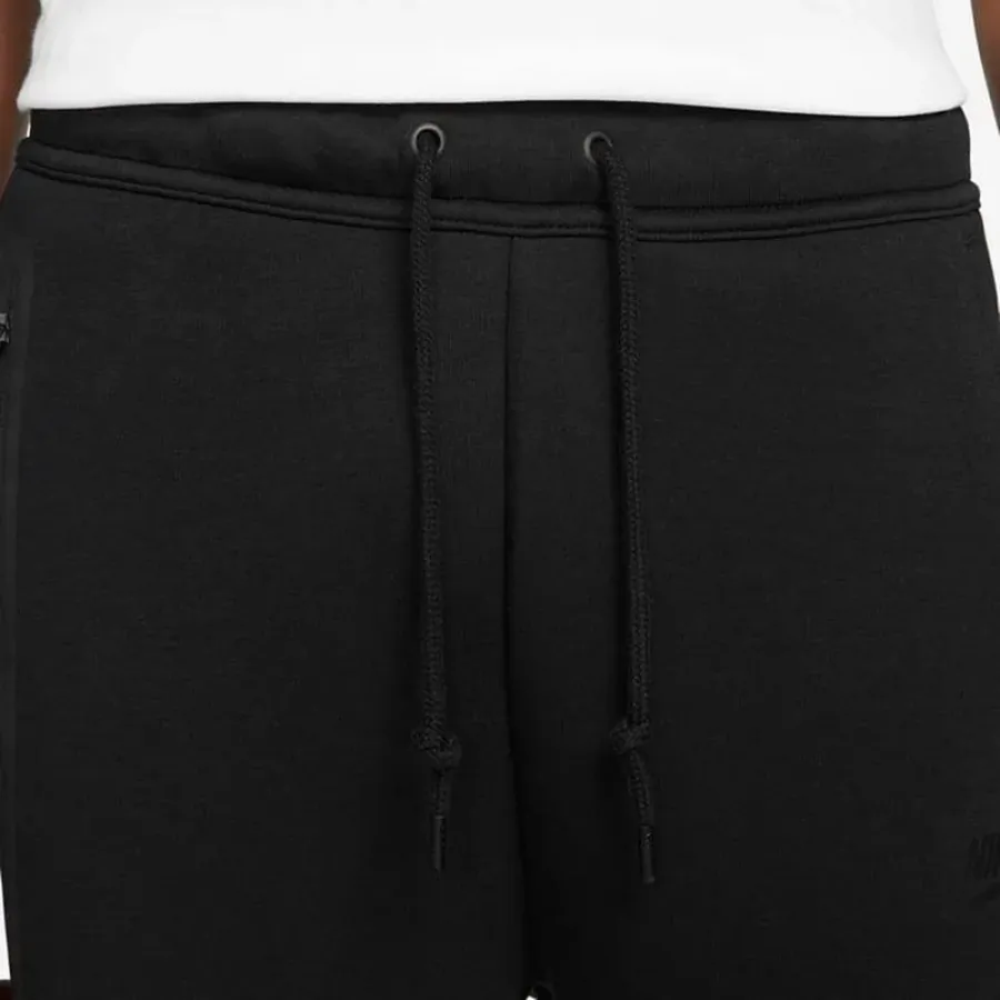 Спортивні штани Nike Sportswear Tech Fleece FB8002-010