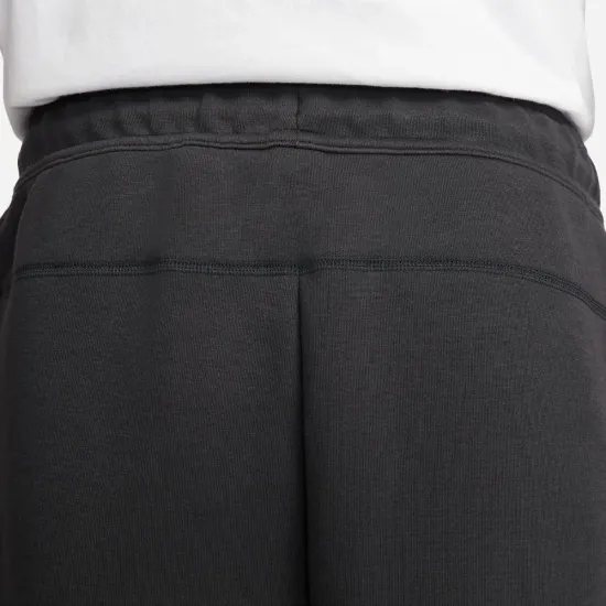 Спортивні штани Nike Sportswear Tech Fleece FB8002-060