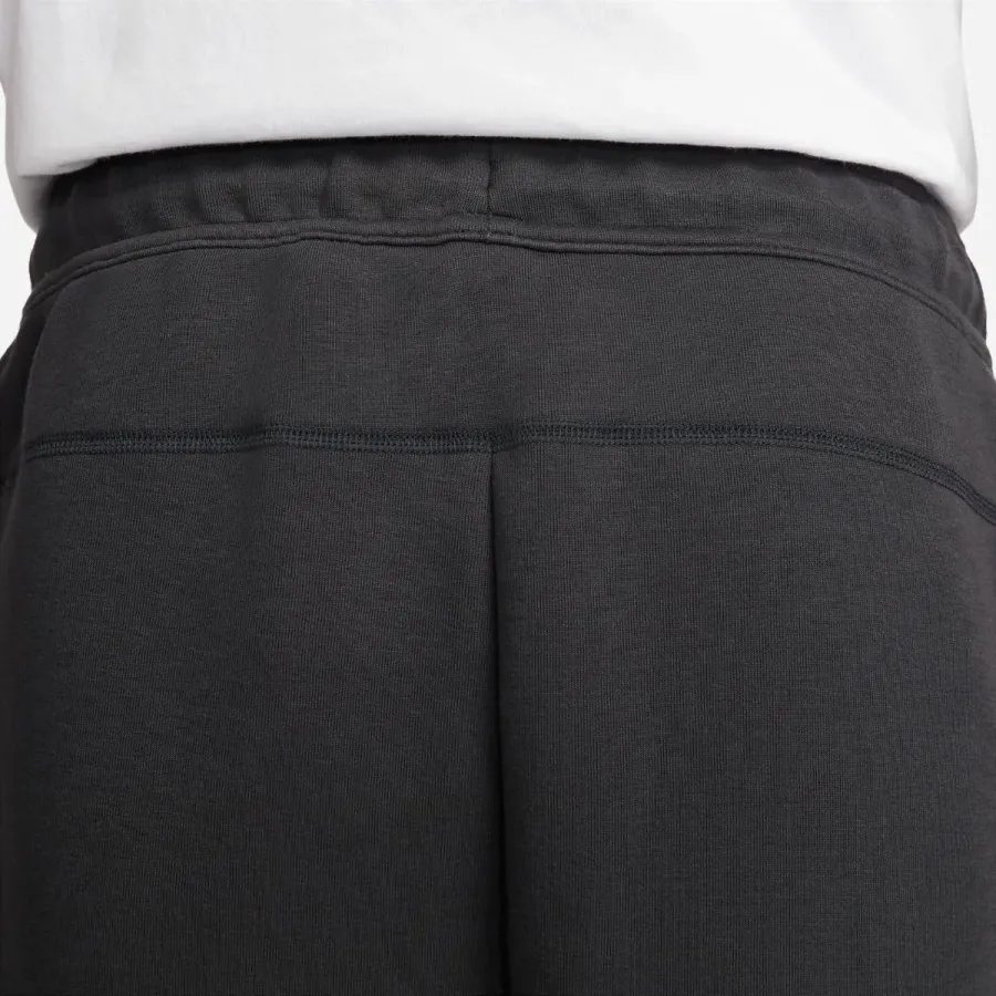 Спортивні штани Nike Sportswear Tech Fleece FB8002-060