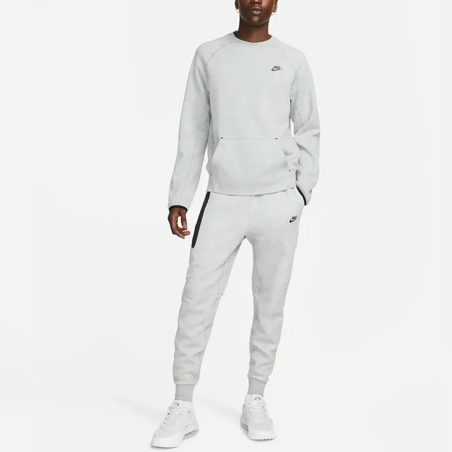 Спортивні штани Nike Sportswear Tech Fleece FB8002-063