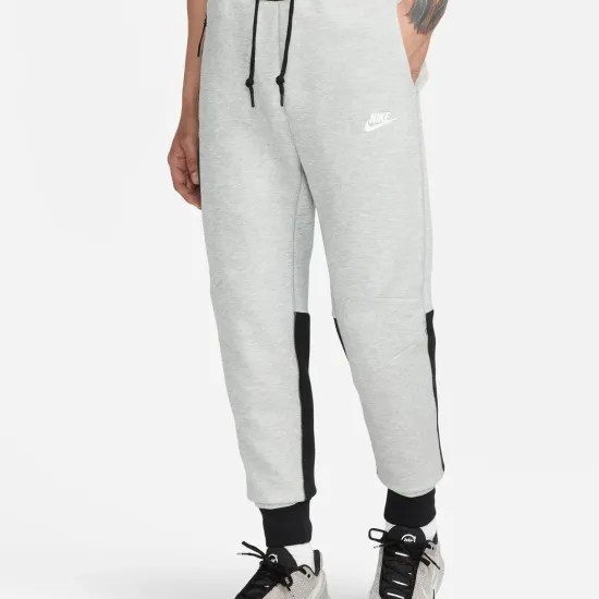 Спортивні штани Nike Sportswear Tech Fleece FB8002-064