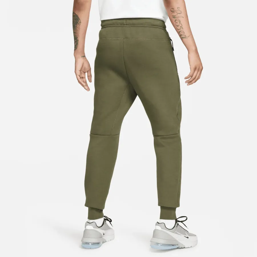 Спортивні штани Nike Sportswear Tech Fleece FB8002-222