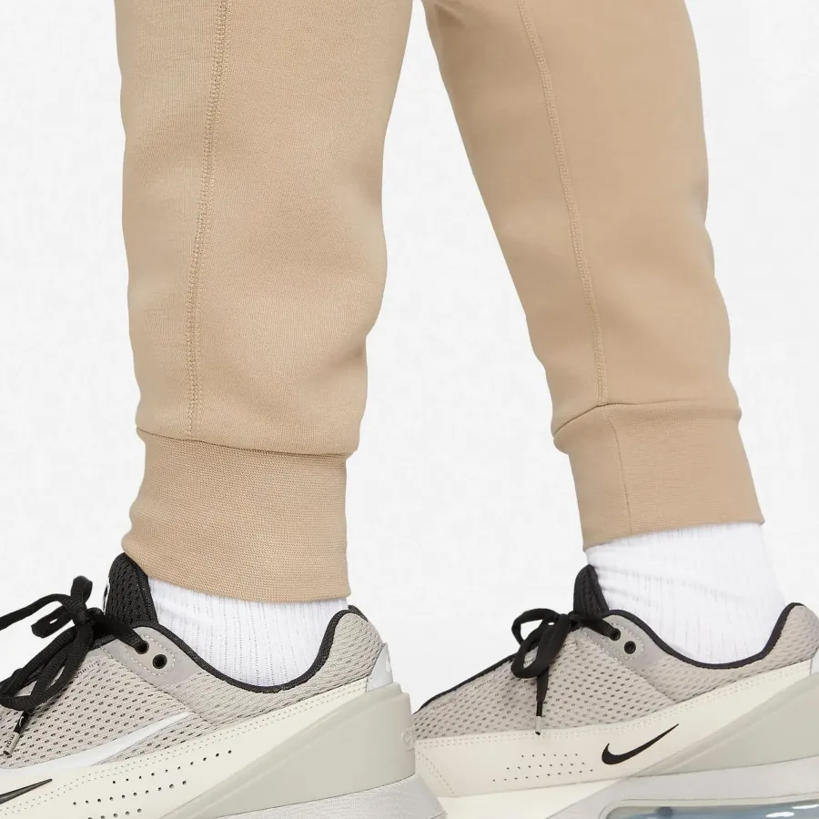 Спортивні штани Nike Sportswear Tech Fleece FB8002-247