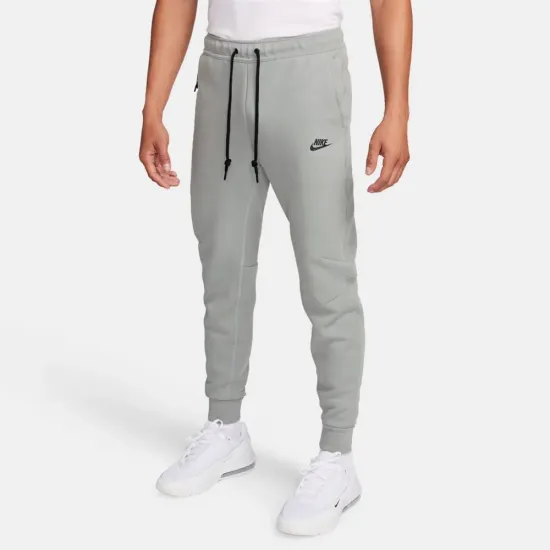 Спортивні штани Nike Sportswear Tech Fleece FB8002-330