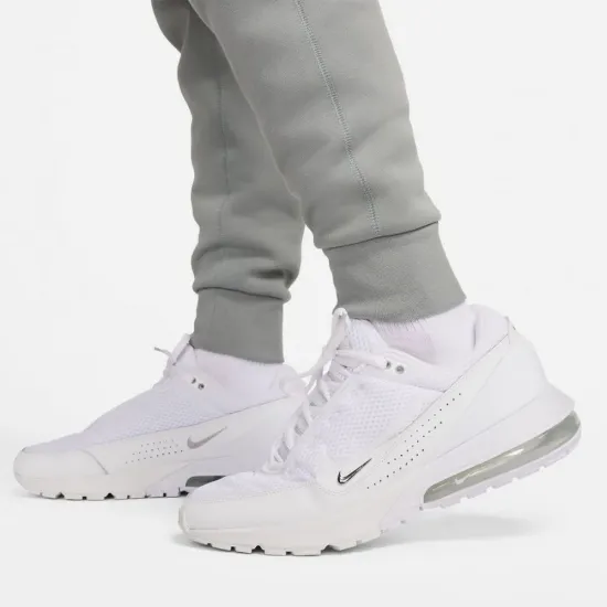 Спортивні штани Nike Sportswear Tech Fleece FB8002-330