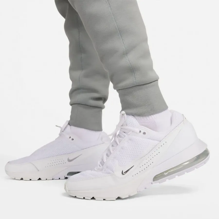 Спортивні штани Nike Sportswear Tech Fleece FB8002-330