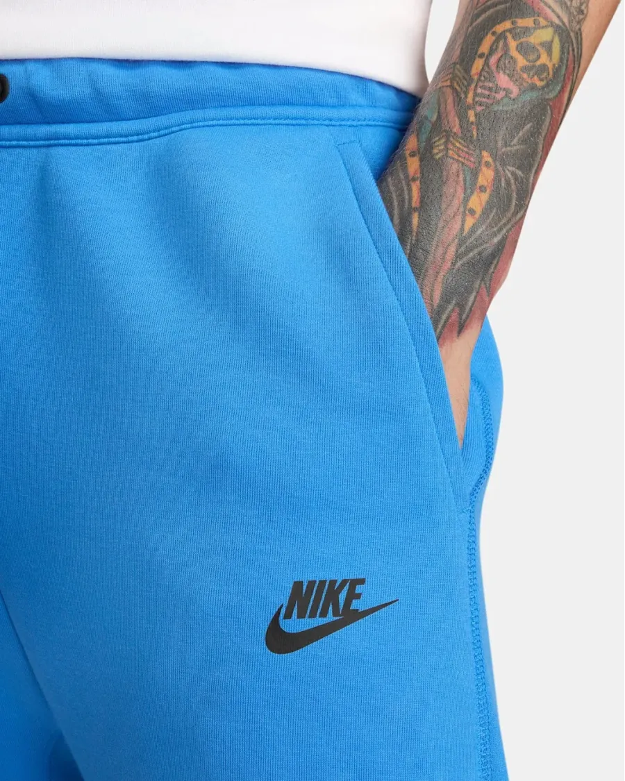 Спортивні штани Nike Sportswear Tech Fleece FB8002-435
