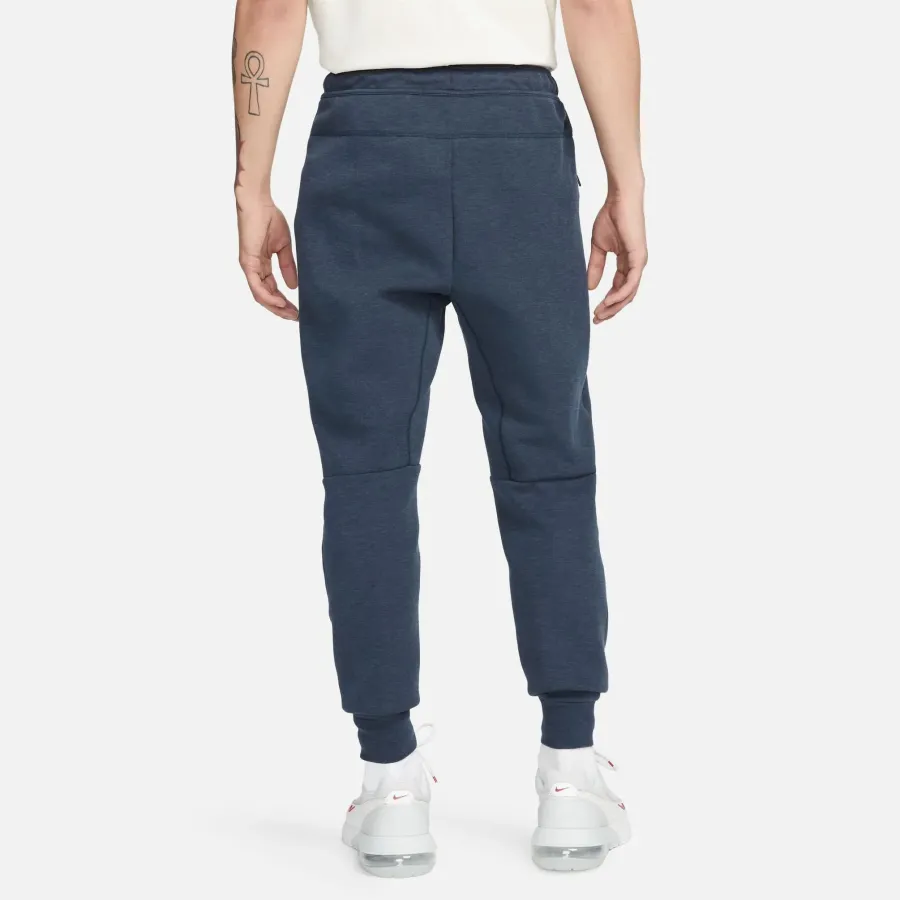 Спортивні штани Nike Sportswear Tech Fleece FB8002-473
